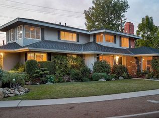 1915 Canyon Close Rd, Pasadena, CA 91107