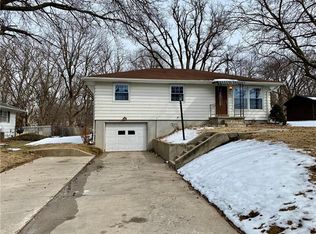 2005 S 36th St, Saint Joseph, MO 64507