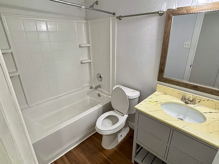 8405 Olivia Meadow Dr — Photo 17