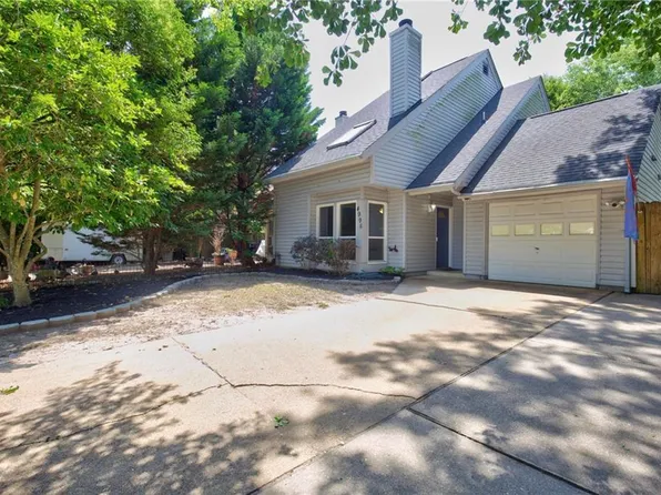 4996 Rugby Rd, Virginia Beach, VA 23464