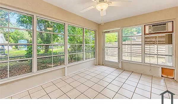 3 bed, $2,600 — Photo 2