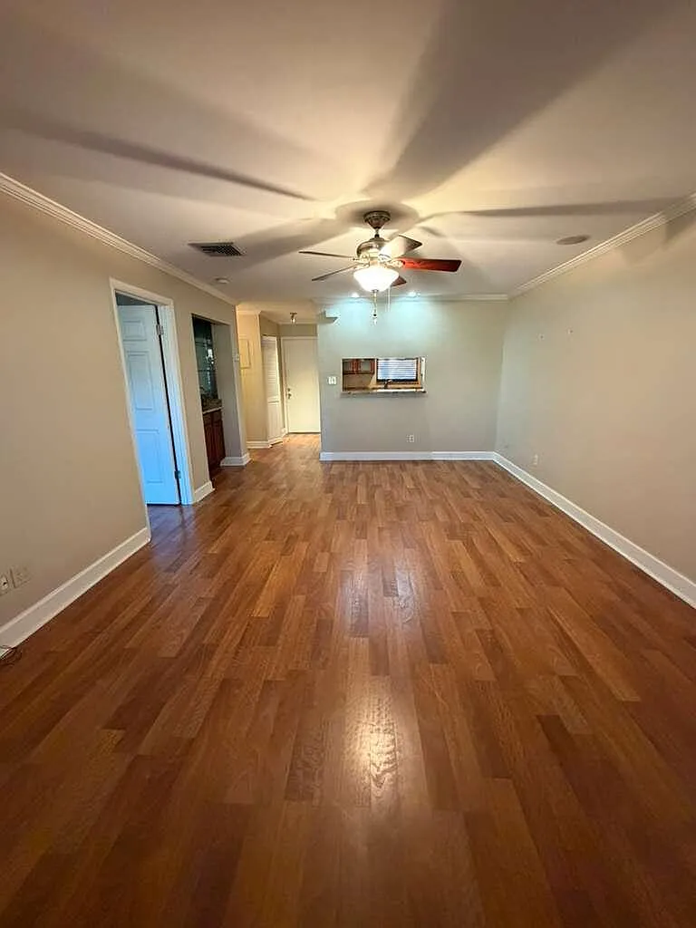 1 bed, 1.5 bath, 767 sqft, $1,500 — Photo 2
