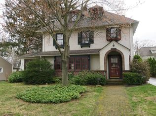 302 Beresford Rd, Rochester, NY 14610