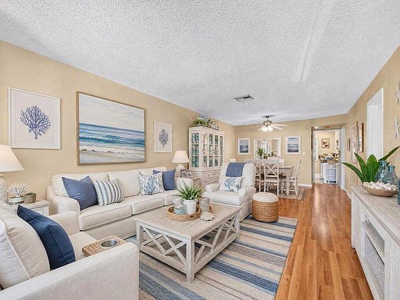 4th image of 55 SE 14th Street #2060