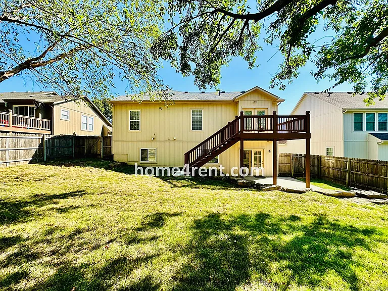 14236 W 153rd St — Photo 42