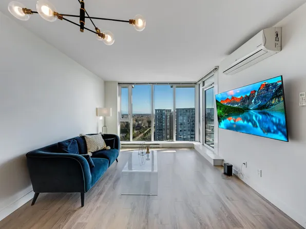 8288 Granville Ave #1901, Richmond, BC V6Y 0H6