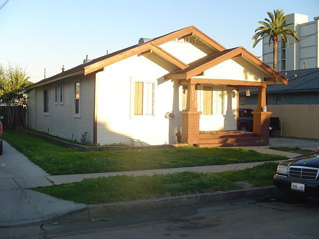 2nd image of 1462 Lemon Ave