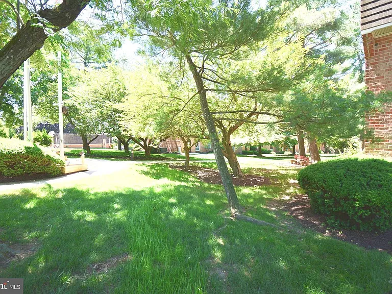 4000 Gypsy Ln #214 — Photo 3