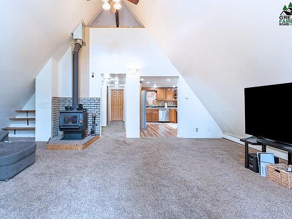 5th image of 1050 Eastwood Ln