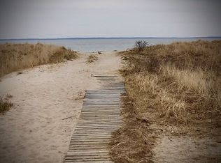 147 Dogwood St, Fairhaven, MA 02719