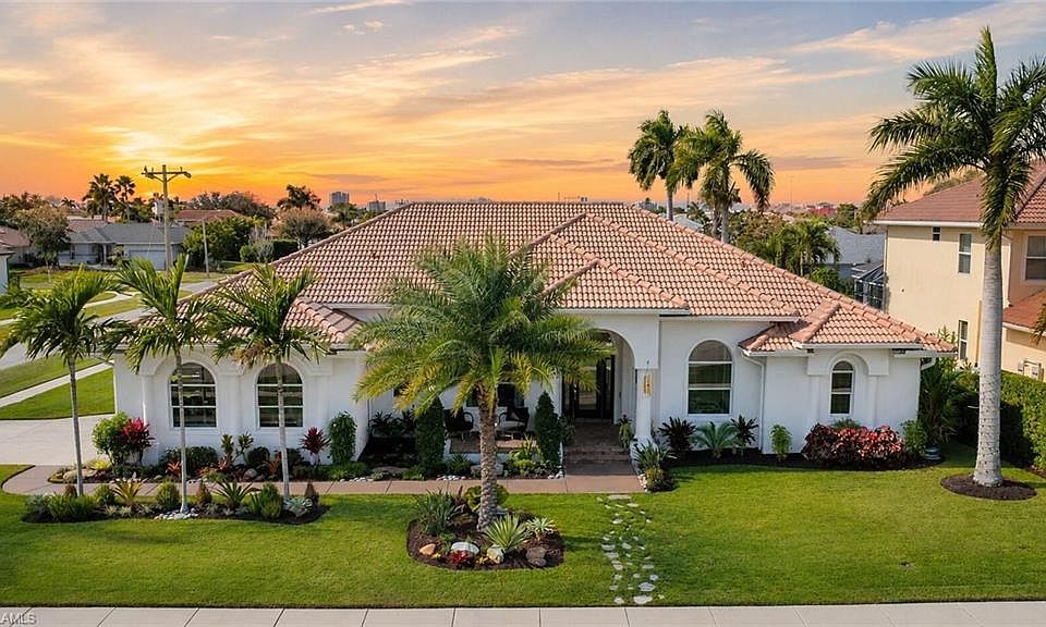 1st image of 80 Delbrook WAY