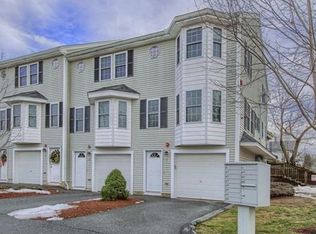 97 Hildreth St UNIT 1, Lowell, MA 01850