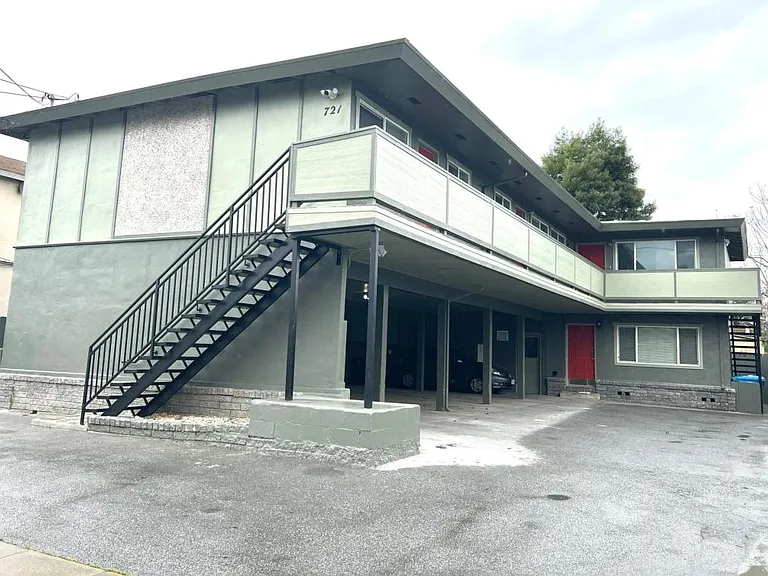 721 Cedar St #3 — Photo 6