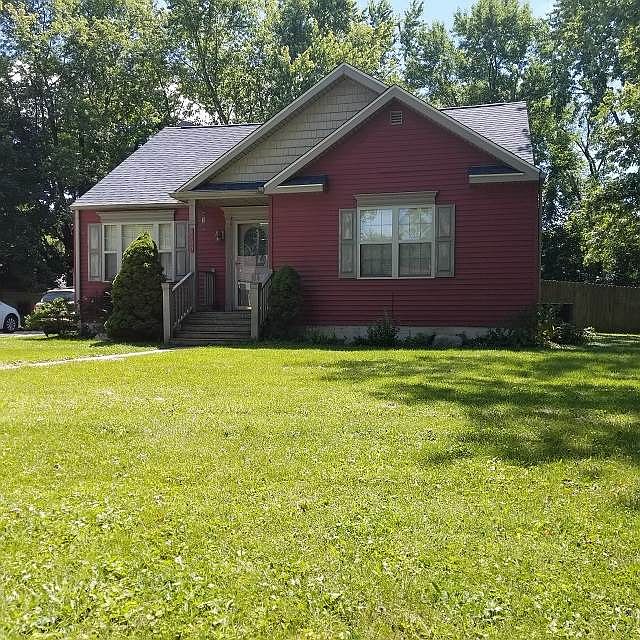 1st image of 1105 Middle Dr