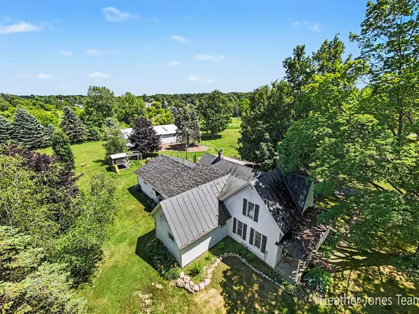 8960 Myers Lake Ave NE, Rockford, MI 49341
