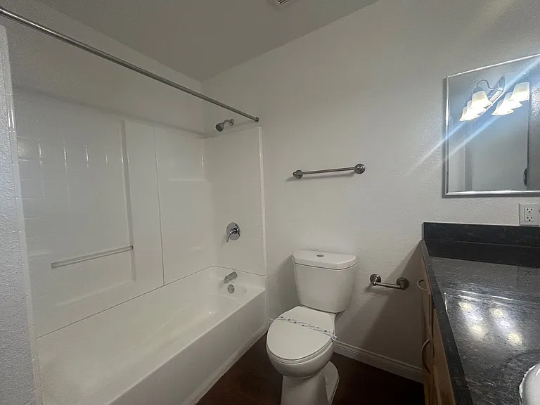 Twin Pines Apartments — Photo 41