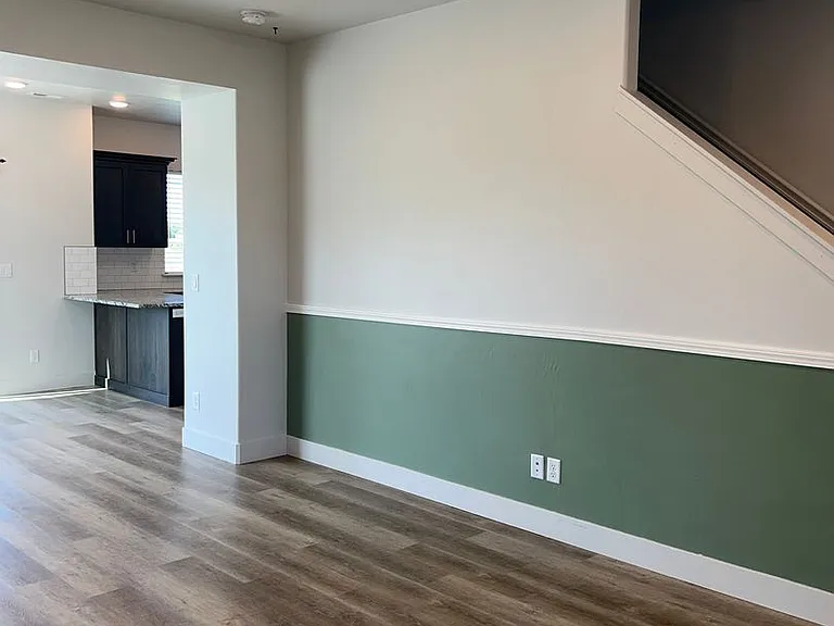 835 S 2380 W — Photo 7