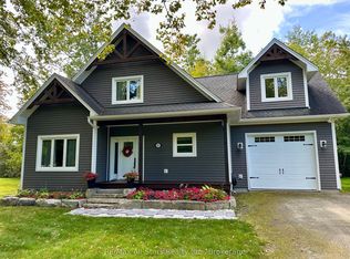 316 1/2 Riverside Dr, Kawartha Lakes, ON K0M 1A0