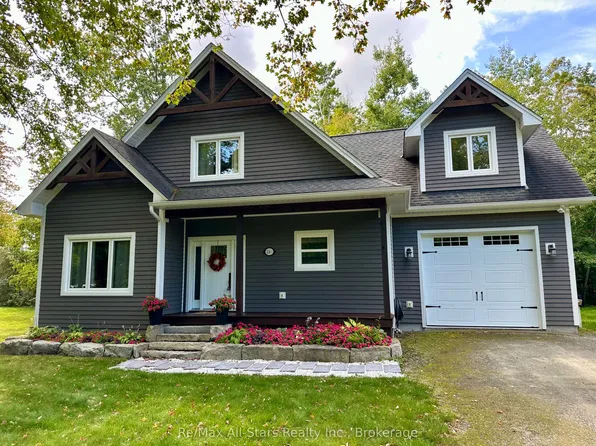 316 1/2 Riverside Dr, Kawartha Lakes, ON K0M 1A0