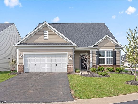 4th image of 3254 Sinatra Way