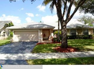 9945 NW 48th Dr, Coral Springs, FL 33076