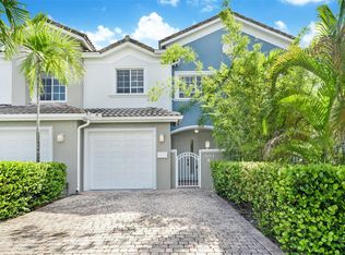 2654 NE 30th Pl, Fort Lauderdale, FL 33306