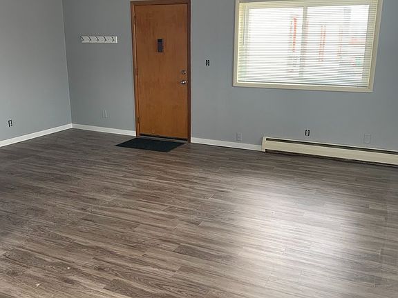 2nd image of 123 Main Ave W #3