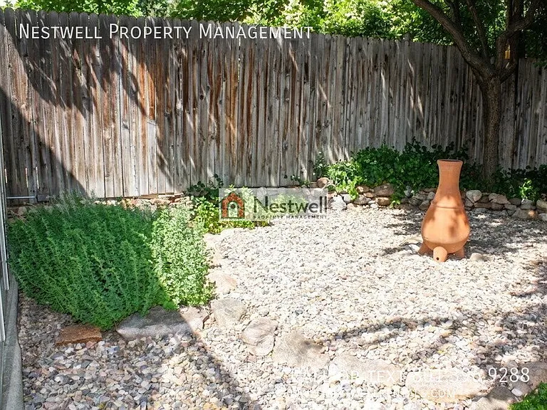 210 I St — Photo 20