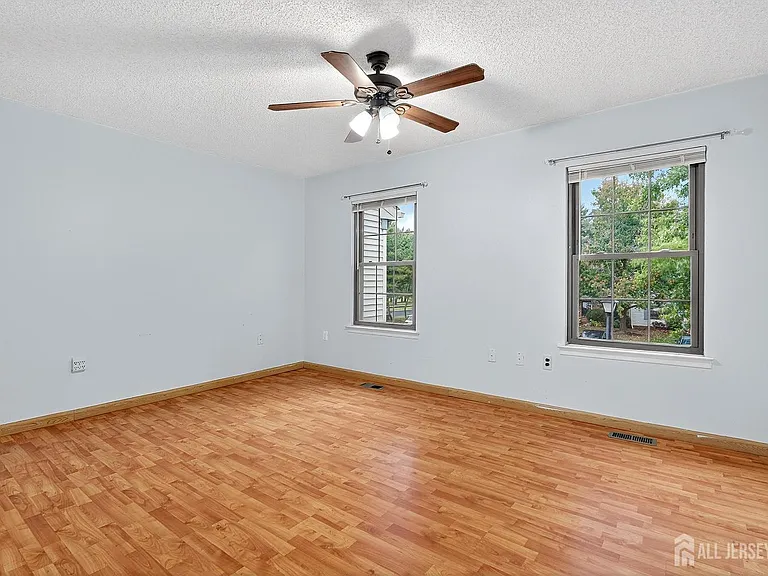 134 Pear Tree Ln — Photo 12