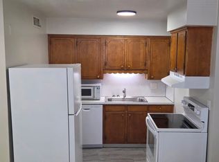 125 Bush Dr #10, Vinton, VA 24179