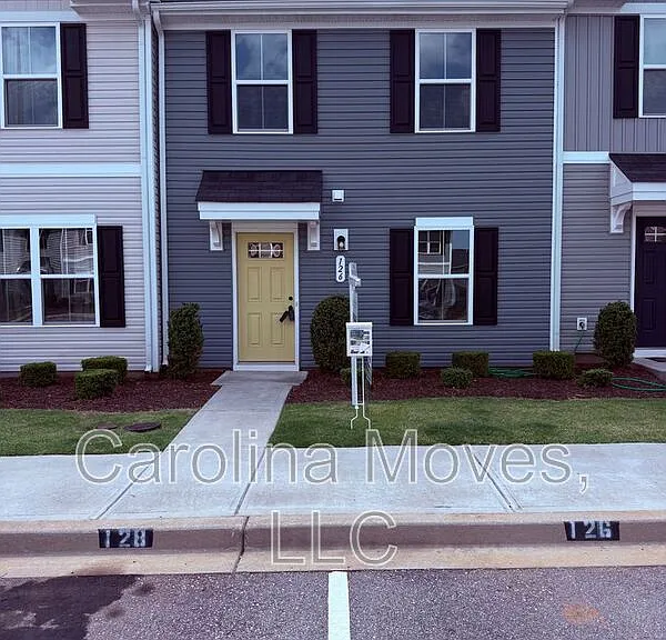 126 Fernside Ct — Photo 1