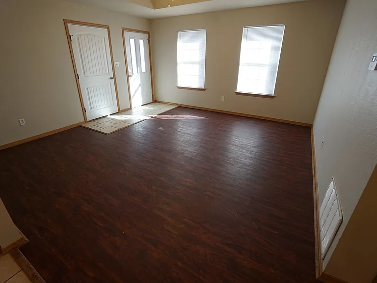 1135 Grinnell Circle A & B — Photo 4