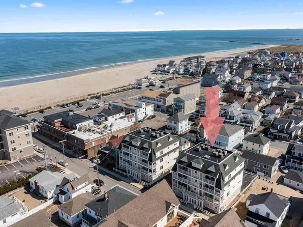 17 K Street #11, Hampton, NH 03842