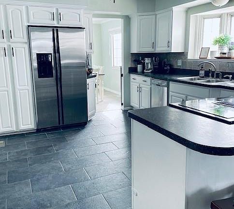 3rd image of 50645 Bower Dr