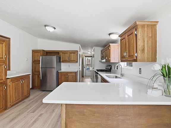 4th image of 6353 W McNeely St