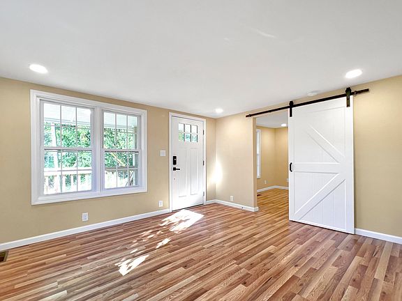 2nd image of 1701 Daytona Dr