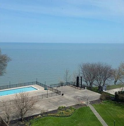 3rd image of 11820 Edgewater Dr APT 817