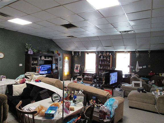 5th image of 103 E Quapaw St
