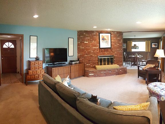 Living Room (panorama)