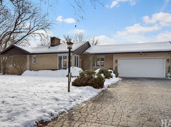 34945 N Leonard Ave, Ingleside, IL 60041