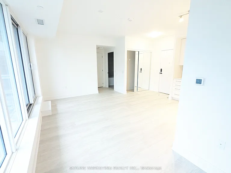2450 Old Bronte Rd #737 — Photo 2