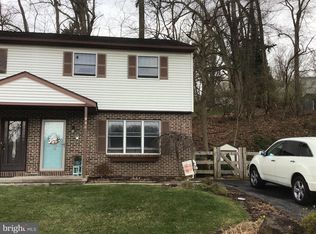 446 Grove Ave, Mohnton, PA 19540