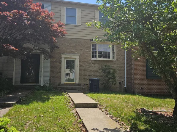939 Meadowlark Dr, Harrisonburg, VA 22802