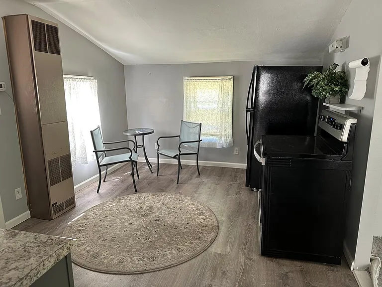 69 County Rd — Photo 6