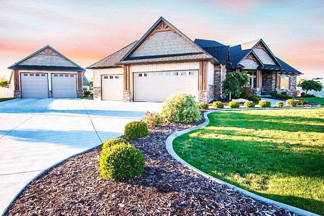 1st image of 5410 Long Cove Dr