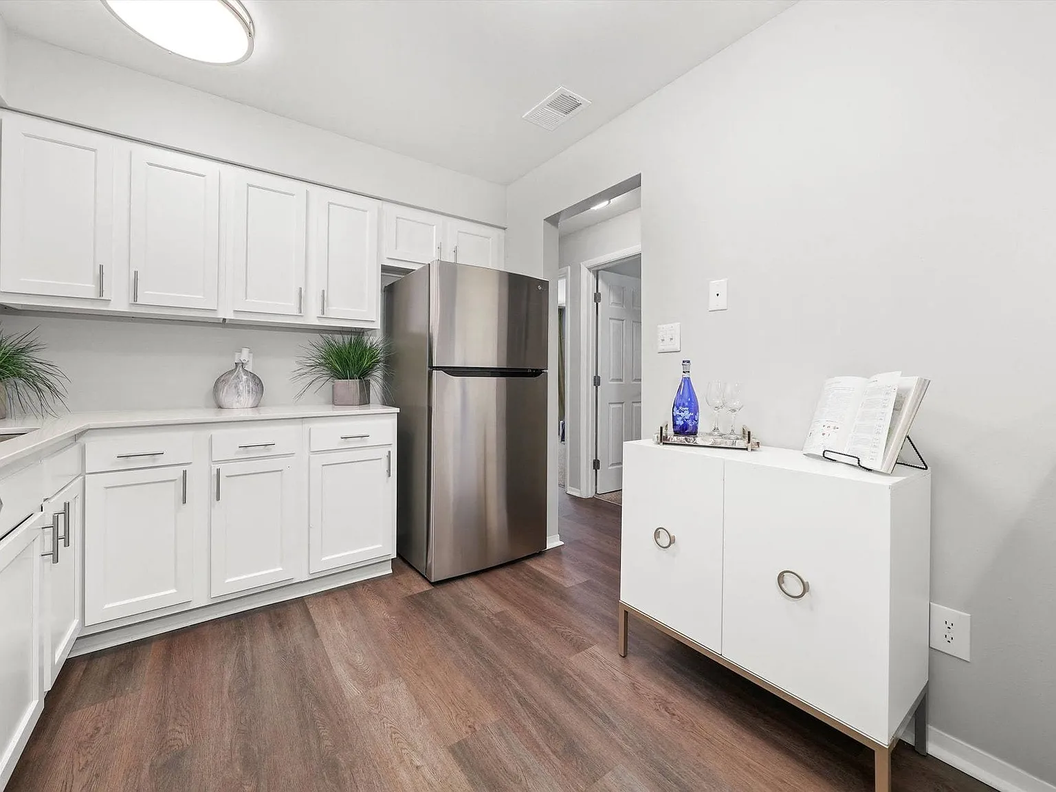 Hampton in Highland Apartments — Photo 1