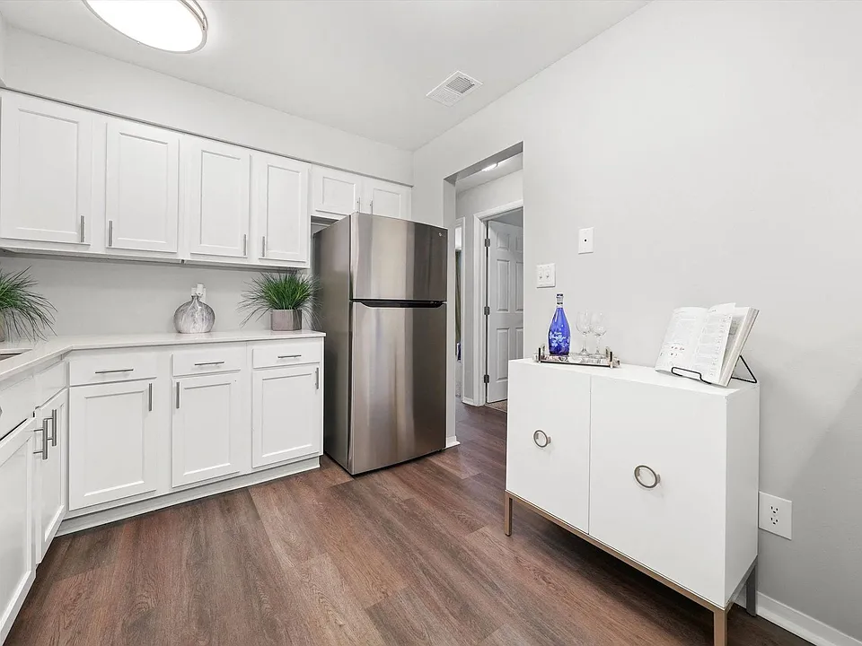 Hampton in Highland Apartments