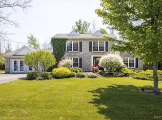 2285 Lakeview Rd, Lake View, NY 14085