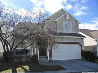 114 Crystal Bay Dr, Tooele, UT 84074