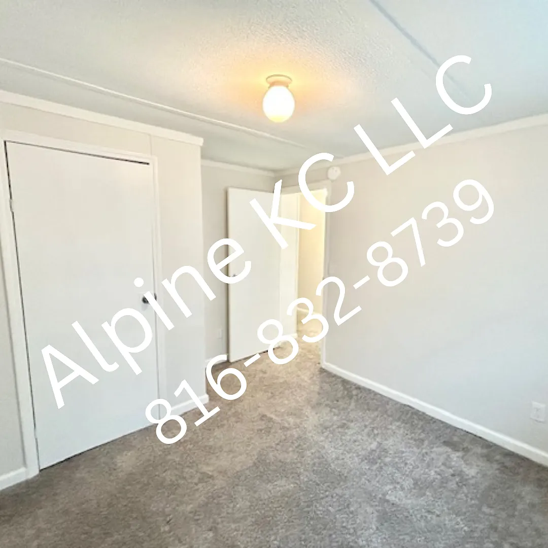 5505 SW Lakefront Ln S — Photo 3